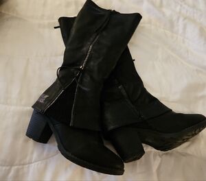 #74 Muk Luks Black Heeled Boots with Suede Texture
